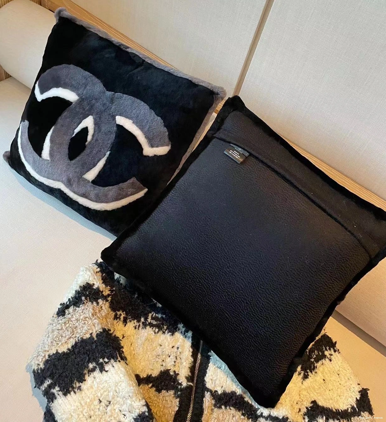 SHEARLING PILLOW THROW COCO 0817
